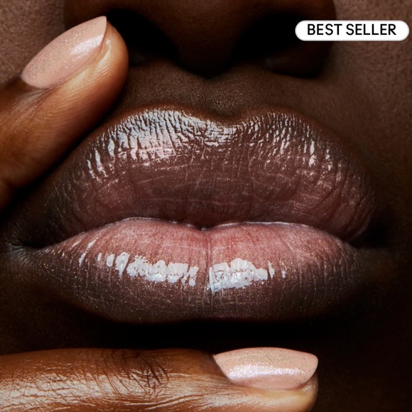 MAC Cosmetics Oyster Girl Lipglass #7 - Picture 15 of 16